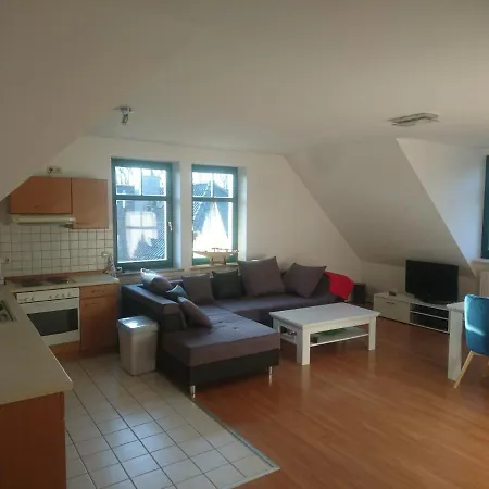 Schone In Altbauvilla In Lägenhet *